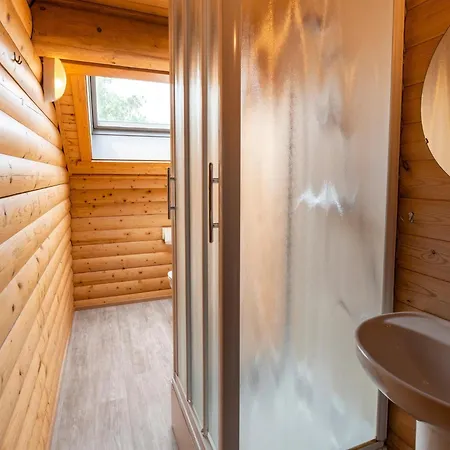 Spacious In Durbuy, Cleaning Included Сasa de vacaciones Durbuy