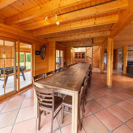Spacious In Durbuy, Cleaning Included Сasa de vacaciones *